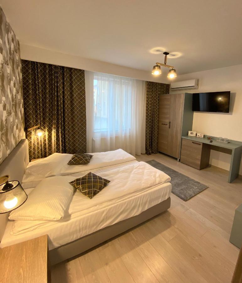 Adi&Nicol Hotel Sibiu Exterior photo